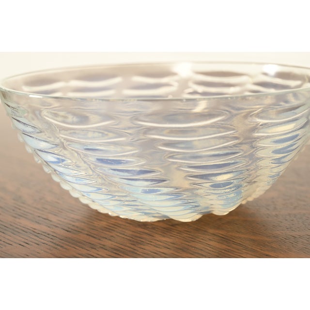 Glass René Lalique "Ondes" Art Deco Opalescent Glass Bowl, 1930s For Sale - Image 7 of 12