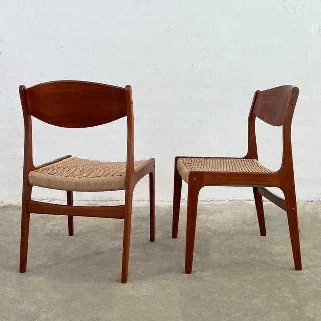 1960s Scandinavian Modern Teak and Rope Weave Dining Chairs - Set of 6 For Sale In New York - Image 6 of 10