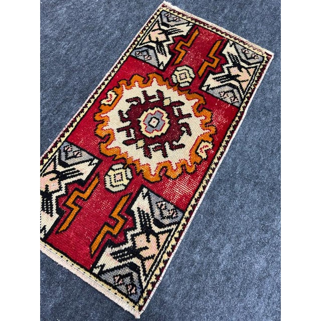 Early 21st Century Turkish Yastik Rug 1'6" x 2'11" For Sale - Image 5 of 5