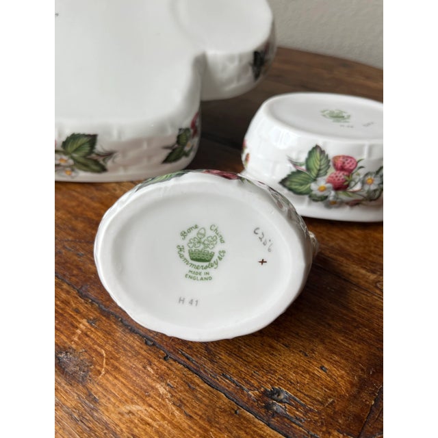 Vintage Hammersley Sugar and Creamer Basket Tray Set Strawberry Ripe Pattern- 3 Pieces For Sale - Image 10 of 10