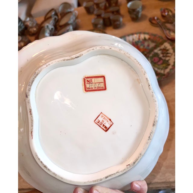 Large Vintage Chinese Export Rose Medallion Porcelain Collection – 188-Piece Estate Set For Sale - Image 11 of 17