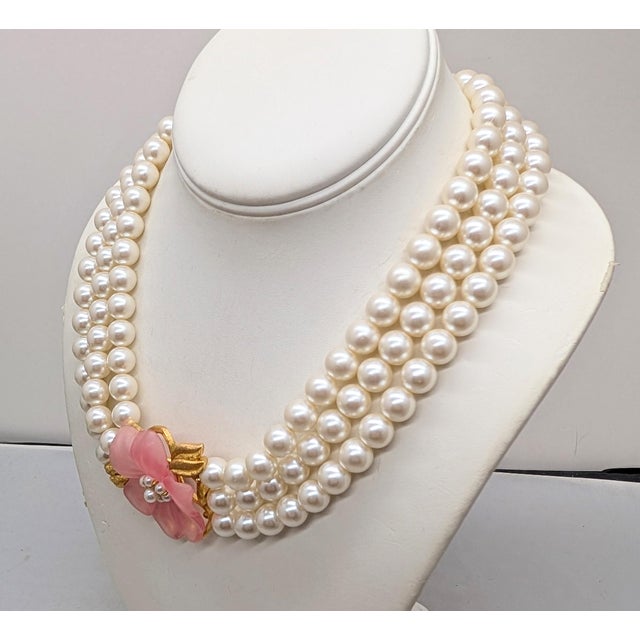 1980s Vintage 1980s Signed Napier 3-Strand Beaded Faux-Pearl Pink Flower Necklace For Sale - Image 5 of 8