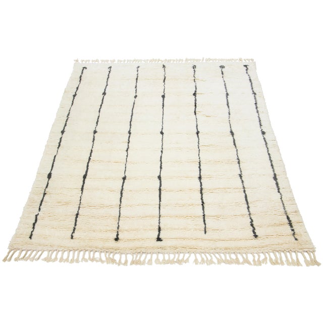 Ivory Modern Geometric Moroccan Style Wool Rug in Ivory For Sale - Image 8 of 9