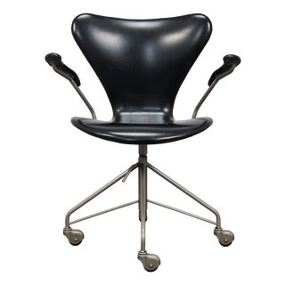 Model 3217 First Edition Office Chair by Arne Jacobsen for Fritz Hansen, 1950s For Sale