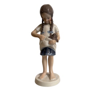 Ceramic Figurine of Girl with a Kitten from Royal Copenhagen, 20th Century For Sale