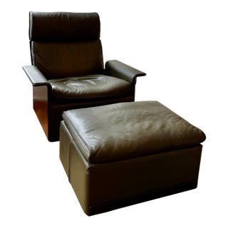 1960s Vitsoe 620 High-Back Swivel Chair and Ottoman in Dark Olive Leather For Sale