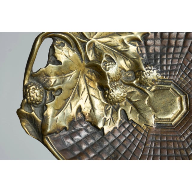 Metal Art Deco Bowl with Leaves in Brass, 1920s For Sale - Image 7 of 10