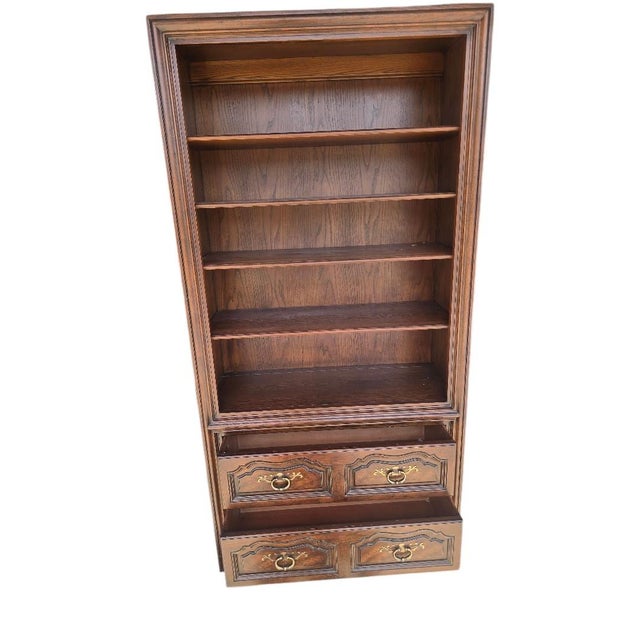 Late 20th Century Henredon Oak Bookcase With Four Drawers | Traditional Library Cabinet | 78"h For Sale - Image 6 of 7