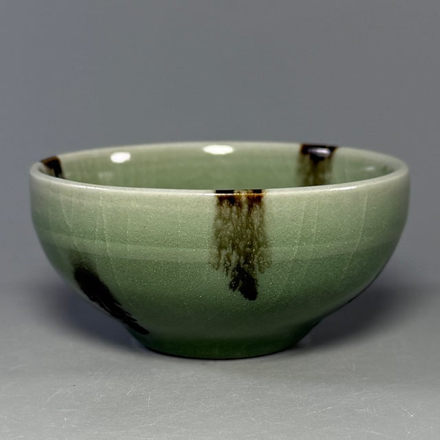 Chinese Antique Chinese Longquan Celadon Bowl With Splashed Dark Spots For Sale - Image 3 of 5
