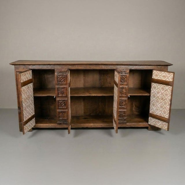 Spanish Sideboard with Diamond Points, 1700s For Sale - Image 5 of 12