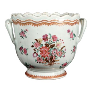 Elegant Tableware: Chinese Export Famille Rose Porcelain Wine Cooler Circa 1775 For Sale