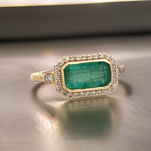 Natural Emerald and Diamond Ring 6.5 14k Y Gold 2.32 TCW Certified For Sale - Image 11 of 13