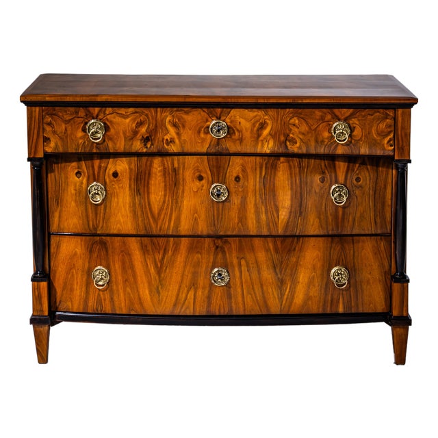 Biedermeier Walnut Chest of Drawers, 1830 For Sale