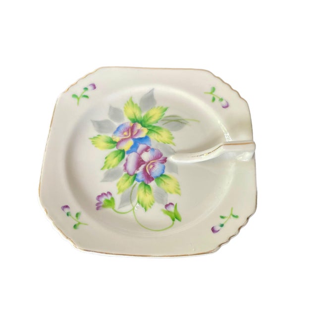 1940s Vintage Lemon Dish – Hand-Painted Finger Plate Occupied Japan – Blue & Purple Floral Nappy With Gold Trim For Sale - Image 5 of 8
