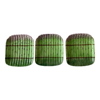 Set of 3 Vintage Italian Majolica Asparagus Plates For Sale