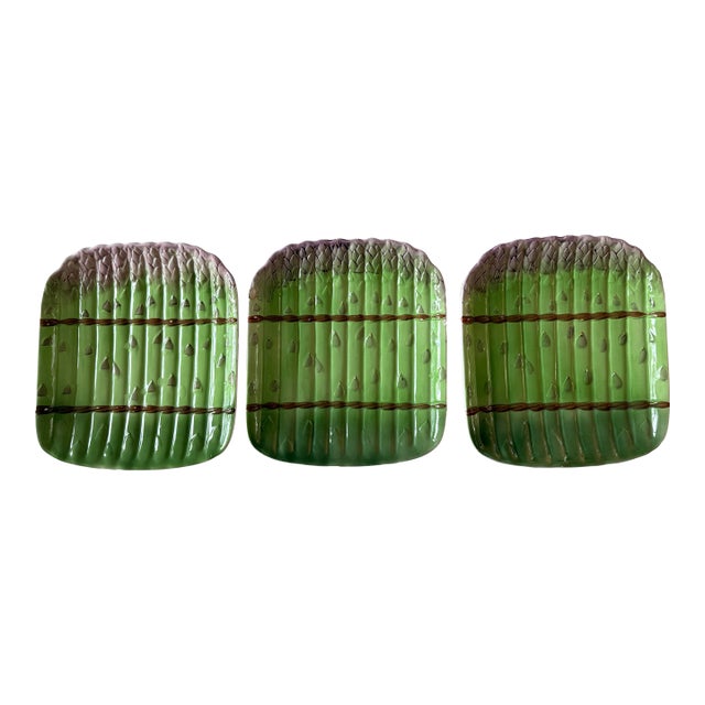 Set of 3 Vintage Italian Majolica Asparagus Plates For Sale