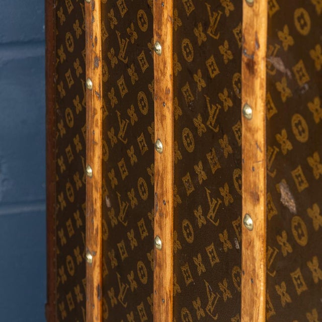Wardrobe Trunk in Monogram Canvas from Louis Vuitton, France, 1950s For Sale - Image 10 of 18