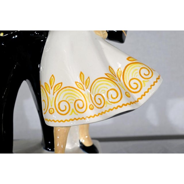 Bigouden Dancer Couple by R. Micheau-Vernez for Henriot Quimper, Mid-20th Century For Sale - Image 10 of 18