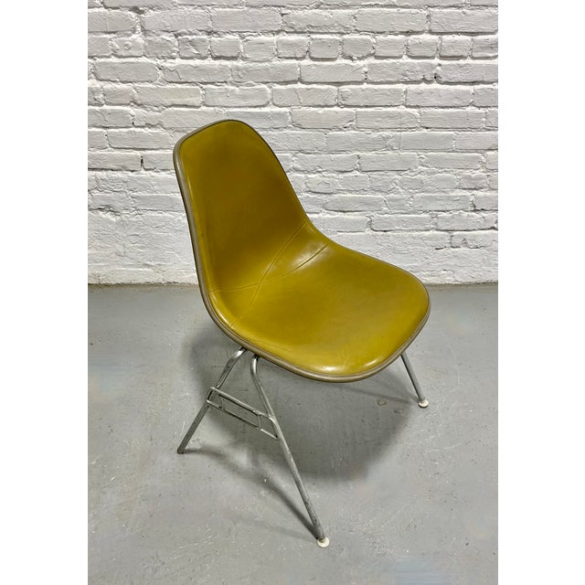 Eames Vintage Herman Miller Eames Olive Green Upholstered Fiberglass Shell Chair – Stacking Wire Base, C. 1950's For Sale - Image 4 of 10