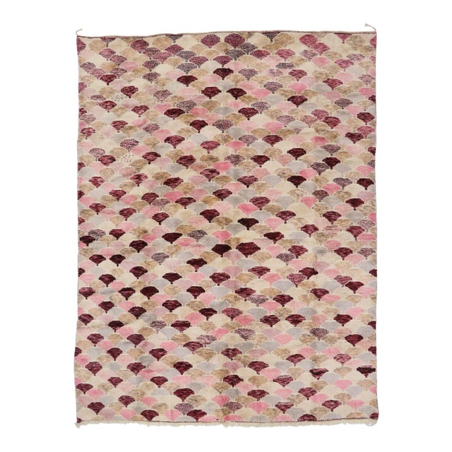 Scalloped Beni Mrirt Moroccan Rug - 10'00 X 13'01 For Sale