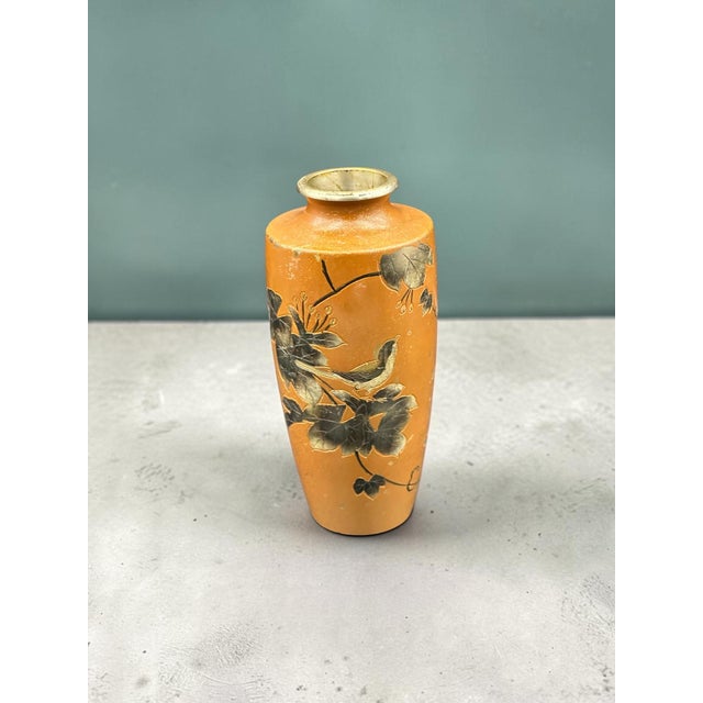Persimmon Early 20th Century Japanese Hand Painted Persimmon Vase – Bird & Foliage Motif, Gold & Black Enamel, Meiji–Taishō Era For Sale - Image 8 of 9