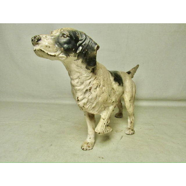 Vintage cast iron English setter or pointer dog, attributed to the Hubley Manufacturing Co. c.1930’s A good scale and well...