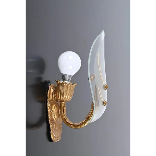 1950s Italian Sconces in Gilded Bronze and Glass, Italy, 1950s, Set of 2 For Sale - Image 5 of 11