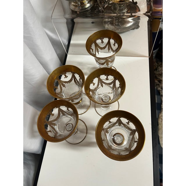 Early 20th Century Vintage Medici Artic Italica 14k Gold Swag Design Wine Glasses- Set of 5 For Sale - Image 5 of 5