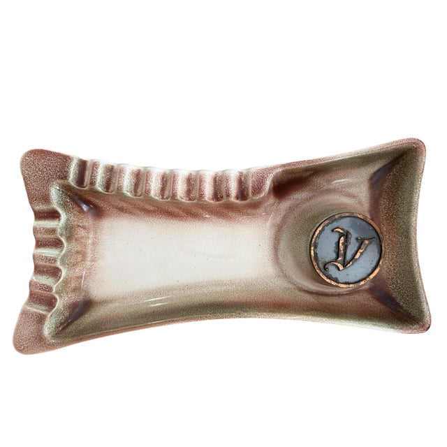 Mid-Century Modern VTG Roseville Pottery Made for the Hyde Park Co. Ashtray No. 1905, Brown, Monogram V For Sale - Image 3 of 3
