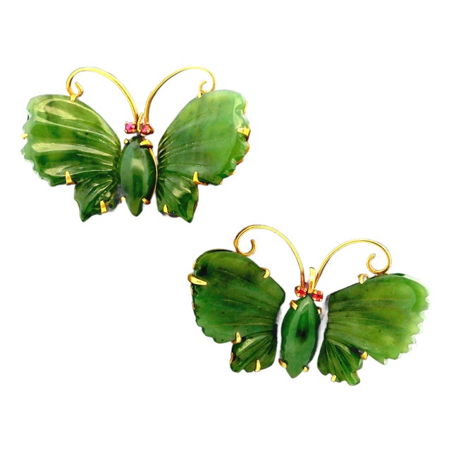 Vintage Carved Jade Butterfly Brooches in 14k Gold With Ruby Accents – Pair For Sale