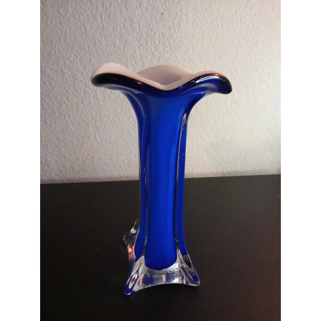 1980s 1980s Blue Art Glass Ruffled Edge Swung Vase For Sale - Image 5 of 6
