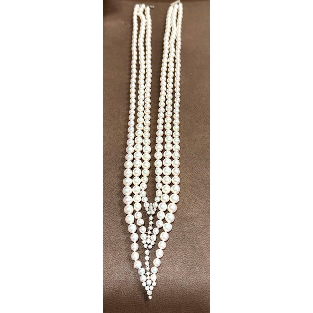 Fine Mikimoto Pearl 6-8 Mm & 34 Diamond Necklace in 18 Karat White Gold For Sale - Image 4 of 8