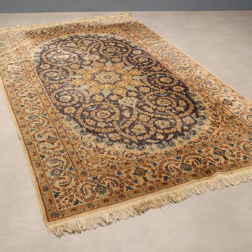 Asian Rug in Cotton and Wool For Sale - Image 9 of 9