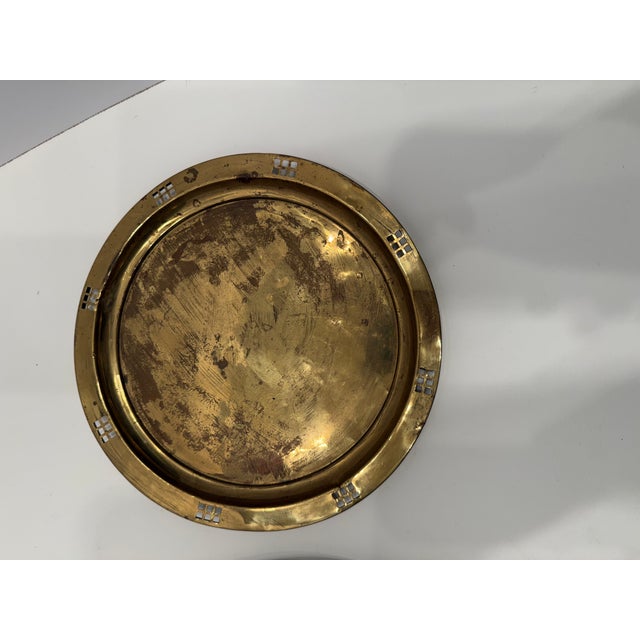 Beautiful hand-etched brass Chinoiserie decor Hollywood Regency style plate. Brass plater has central medallion features a...