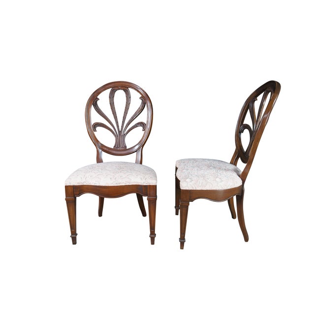 Hepplewhite 1970s 4 White Furniture Hepplewhite Style Walnut Balloon Back Plume Side Chairs For Sale - Image 3 of 11