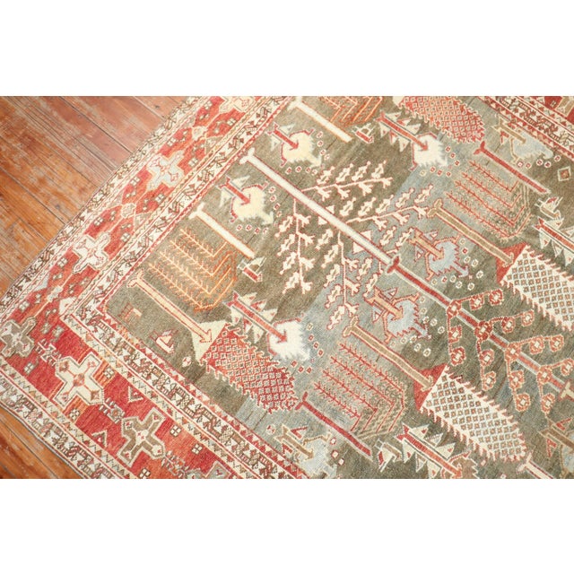 Early 20th Century Kurd Bakhtiari Rug rug no.j2475 For Sale In New York - Image 6 of 9
