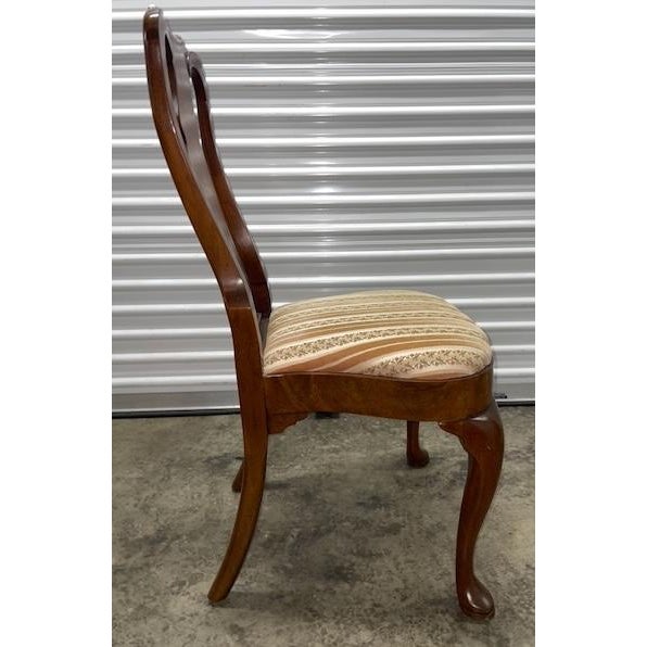Late 20th Century Solid Mahogany Traditional Style Splat Back Dining Side Chair For Sale In Los Angeles - Image 6 of 10