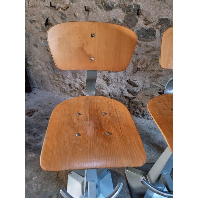Gray Mid-Century Modern Industrial Swivel Workshop Chairs in Wood and Metal, 1970s, Set of 3 For Sale - Image 8 of 18