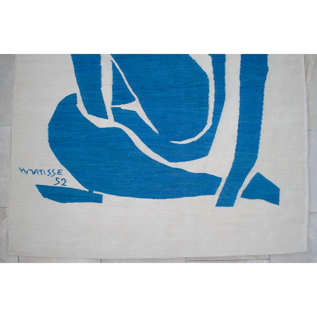Henri Matisse "Blue Nude I" Inspired Silk Hand Woven Rug Minimalist Home Decor 5x7 Ft Approx For Sale - Image 13 of 16