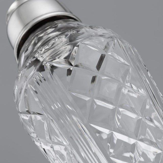 20th Century English Silver & Cut Glass Cocktail Shaker from Mappin & Webb, 1949 For Sale - Image 14 of 16