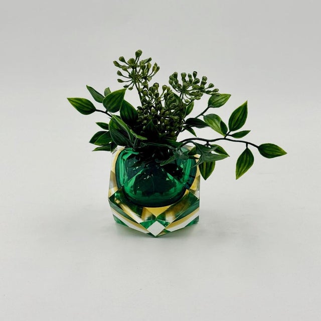 Geometric Emerald Green Murano Glass Sommerso Vase by Flavio Poli, Italy, 1970s For Sale - Image 10 of 12