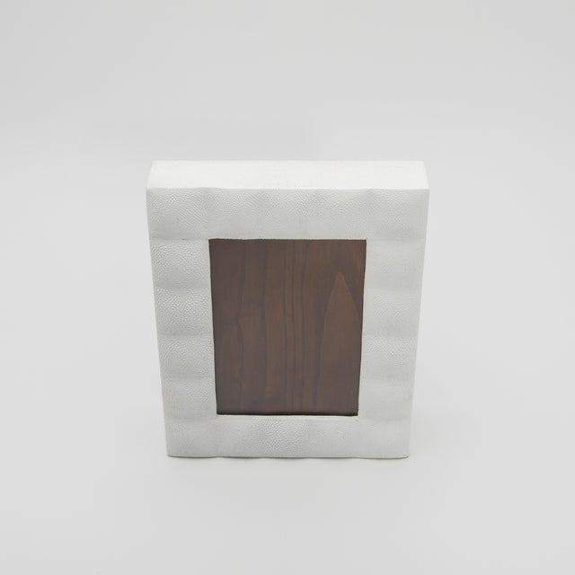 Picture Frame 5x7” in Quilted White Shagreen by R&y Augousti For Sale In Los Angeles - Image 6 of 8