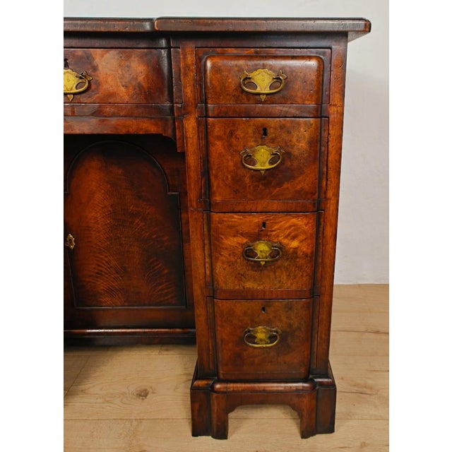 Wood 18th Century Style Walnut Knee Hole Writing Desk with Key and Lock, 1930 For Sale - Image 7 of 18