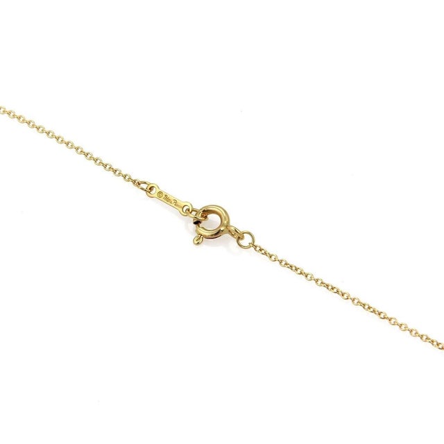 Mid 20th Century Tiffany & Co. Picasso 18k Yellow Gold Small Zellige Pendant Necklace For Sale In Miami - Image 6 of 7