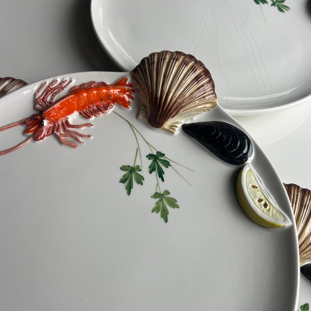 Vintage Italian Ceramic Majolica Seafood Dinner Plates- Set of 6 For Sale - Image 4 of 12
