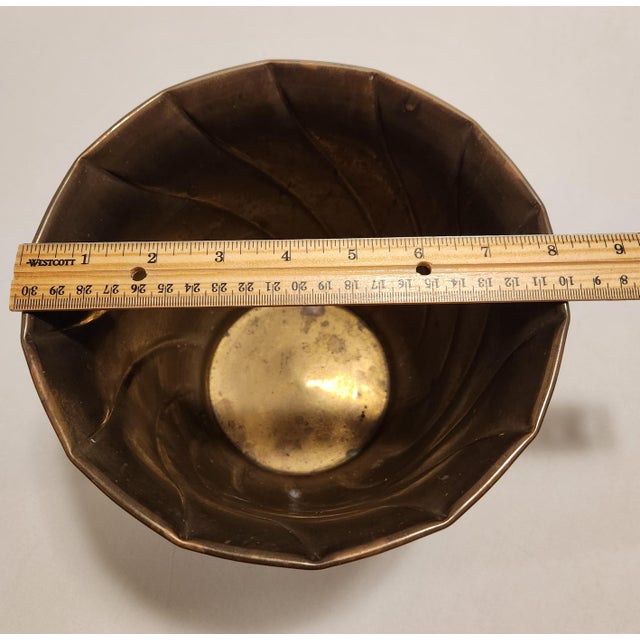 Vintage Mid-Century Brass Swirl Planter/Wastebasket Made in India For Sale - Image 9 of 10