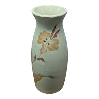 Vintage Royal Haeger Vase Mid Century 8 1/4" Orange Tan Beige Flowers Leaves For Sale