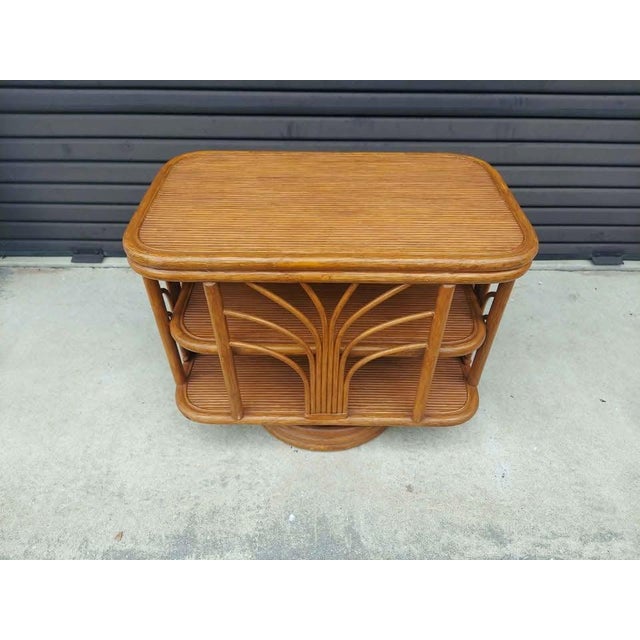 Wood Vintage Mid Century Modern Rattan 3 Tier Revolving Table / Tv Stand 3 Pencil Reed Rattan Shelves. For Sale - Image 7 of 10