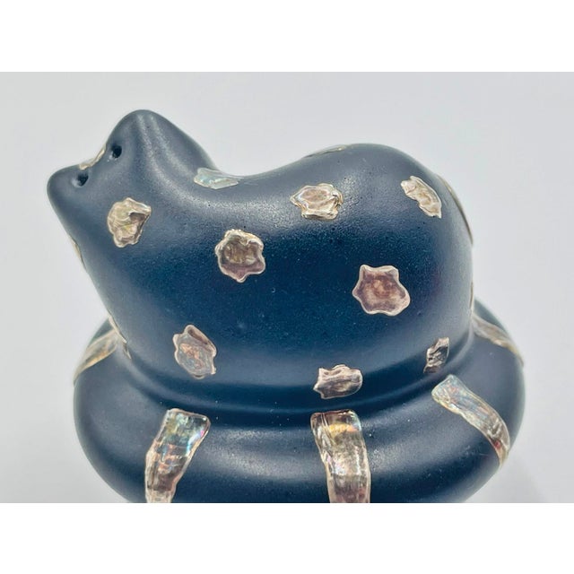 1980s Pure Silver & Porcelain Cat Salt and Pepper Set by Emilia Castillo For Sale - Image 16 of 18