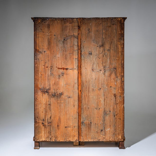 Biedermeier Armoire in Walnut, 1830 For Sale - Image 5 of 12